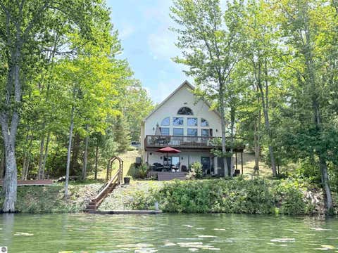 Tiny photo for 7220 Leelanau TRL, Gaylord, MI 49735 (MLS # 1949377)