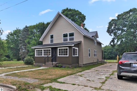 Tiny photo for 198 E Angel Avenue, Barryton, MI 49305 (MLS # 1948296)