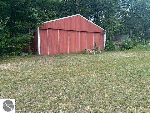 Tiny photo for 7885 N Airpark Road, Weidman, MI 48893 (MLS # 1944930)