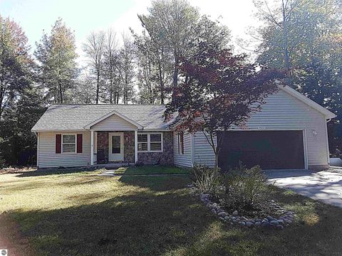 Tiny photo for 7612 Huntington Drive, Oscoda, MI 48750 (MLS # 1942938)