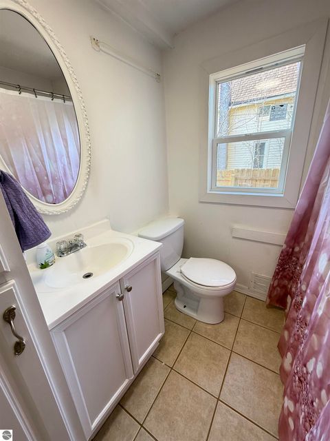 Tiny photo for 1005 E Chippewa Street, Mt Pleasant, MI 48858 (MLS # 1942404)