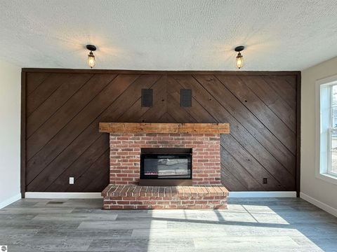 Tiny photo for 1005 E Chippewa Street, Mt Pleasant, MI 48858 (MLS # 1942404)