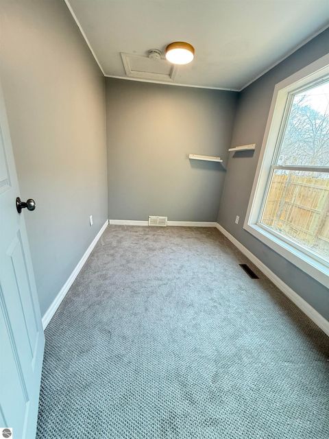 Tiny photo for 1005 E Chippewa Street, Mt Pleasant, MI 48858 (MLS # 1942404)