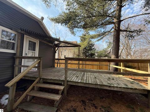 Tiny photo for 1005 E Chippewa Street, Mt Pleasant, MI 48858 (MLS # 1942404)