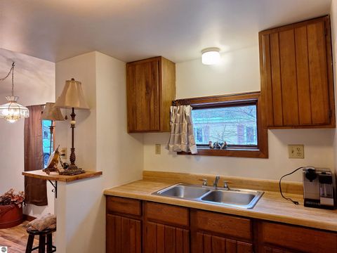 Tiny photo for 1235 Oakland Street, Traverse City, MI 49686 (MLS # 1941109)