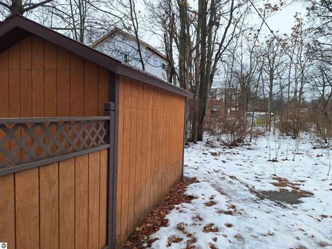 Tiny photo for 1235 Oakland Street, Traverse City, MI 49686 (MLS # 1941109)