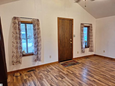 Tiny photo for 1235 Oakland Street, Traverse City, MI 49686 (MLS # 1941109)