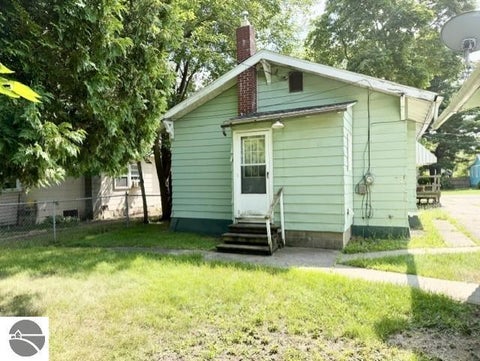 Tiny photo for 1315 Plum ST, Alma, MI 48801 (MLS # 1950026)
