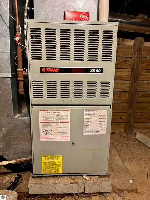 Tiny photo for 526 Hannah Avenue, Alma, MI 48801 (MLS # 1943361)