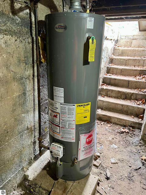 Tiny photo for 526 Hannah Avenue, Alma, MI 48801 (MLS # 1943361)