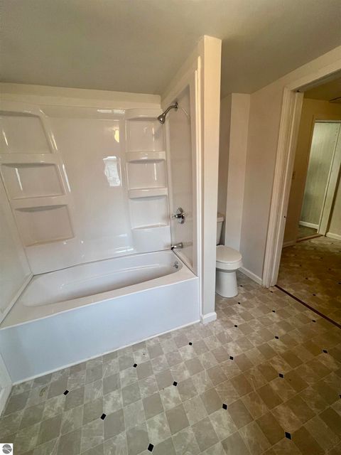 Tiny photo for 526 Hannah Avenue, Alma, MI 48801 (MLS # 1943361)