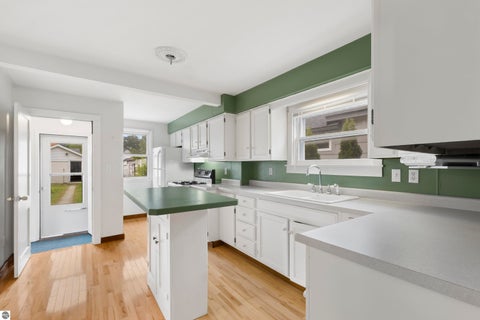 Tiny photo for 242 E Tenth Street, Traverse City, MI 49684 (MLS # 1951079)