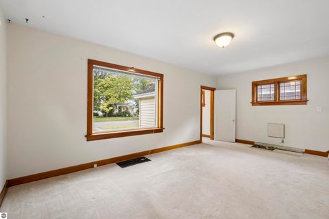 Tiny photo for 242 E Tenth Street, Traverse City, MI 49684 (MLS # 1951079)