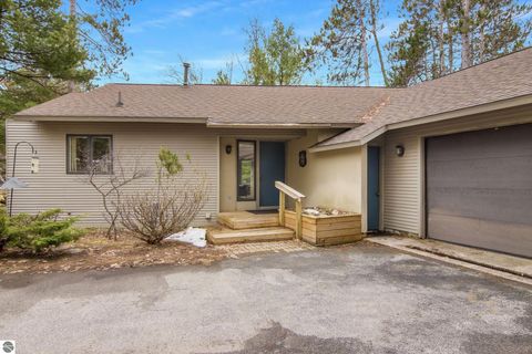 Tiny photo for 4165 Holiday North Court, Traverse City, MI 49686 (MLS # 1943771)