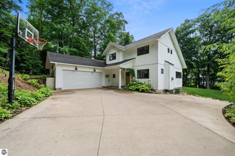 Tiny photo for 555 Graystone Road, Traverse City, MI 49686 (MLS # 1947907)