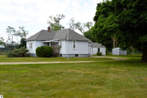 Tiny photo for 2139 S Isabella Road, Mt Pleasant, MI 48858 (MLS # 1950357)