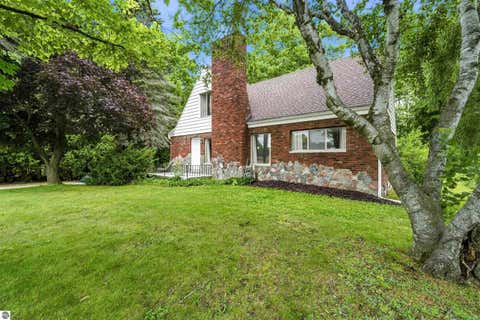 Tiny photo for 609 Buckley ST, Elk Rapids, MI 49629 (MLS # 1948393)