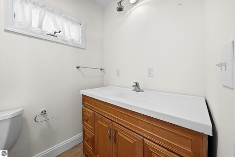 Tiny photo for 1004 Boyd Avenue, Traverse City, MI 49686 (MLS # 1942368)