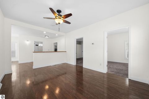 Tiny photo for 1004 Boyd Avenue, Traverse City, MI 49686 (MLS # 1942368)