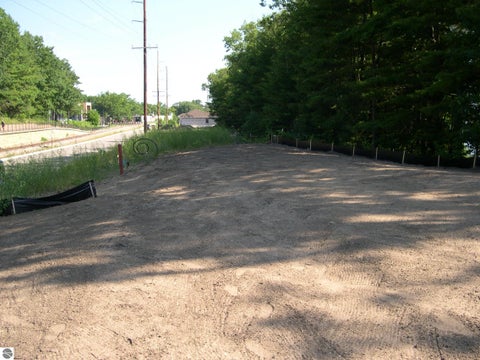 Tiny photo for 1589 Edgewater Ridge, Traverse City, MI 49684 (MLS # 1948309)