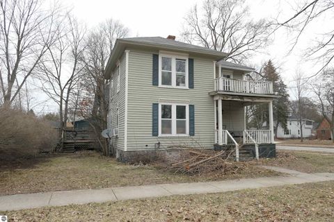 Tiny photo for 424 S Kinney Street, Mt Pleasant, MI 48858 (MLS # 1943237)