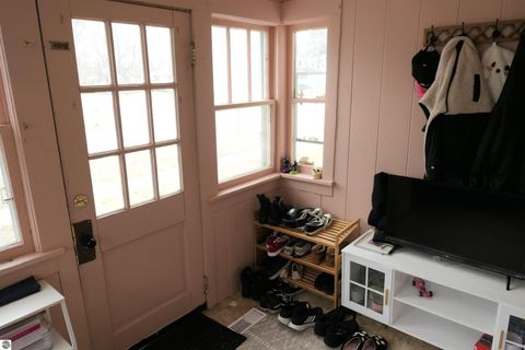 Tiny photo for 424 S Kinney Street, Mt Pleasant, MI 48858 (MLS # 1943237)