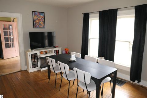 Tiny photo for 424 S Kinney Street, Mt Pleasant, MI 48858 (MLS # 1943237)