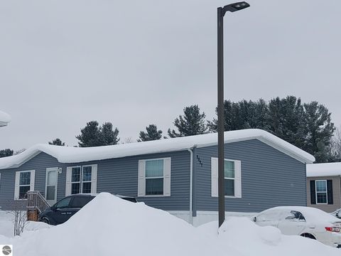 Tiny photo for 2087 Leisure Lane, Traverse City, MI 49686 (MLS # 1942118)
