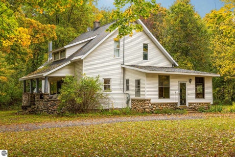 Tiny photo for 203 S Pioneer Road, Beulah, MI 49617 (MLS # 1951259)