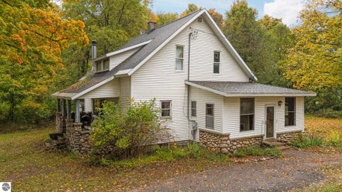 Tiny photo for 203 S Pioneer Road, Beulah, MI 49617 (MLS # 1951259)