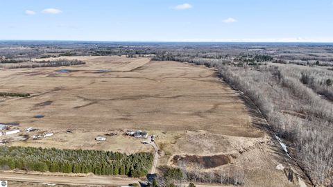 Tiny photo for 16328 110th Avenue, Evart, MI 49631 (MLS # 1942853)