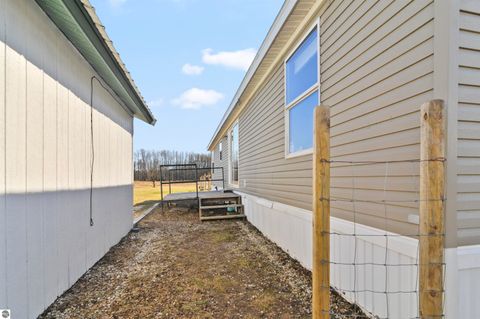 Tiny photo for 16328 110th Avenue, Evart, MI 49631 (MLS # 1942853)