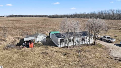 Tiny photo for 16328 110th Avenue, Evart, MI 49631 (MLS # 1942853)