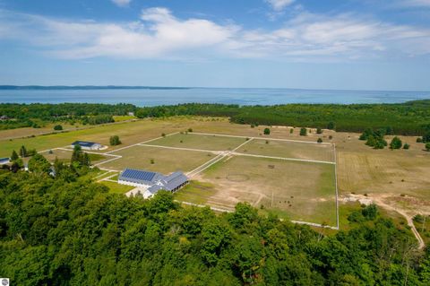 Tiny photo for 3619 Tompkins Road, Traverse City, MI 49686 (MLS # 1944870)