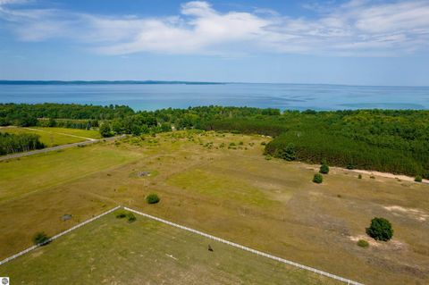 Tiny photo for 3619 Tompkins Road, Traverse City, MI 49686 (MLS # 1944870)
