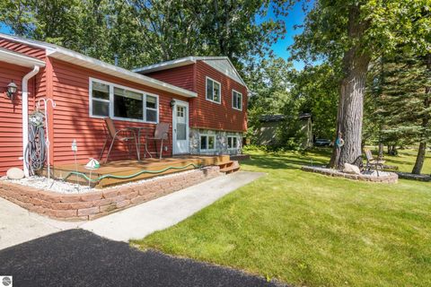 Tiny photo for 3961 Dogwood Drive, Traverse City, MI 49696 (MLS # 1947508)