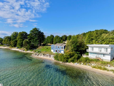 Tiny photo for 800 N St Joseph Street, Suttons Bay, MI 49682 (MLS # 1950690)