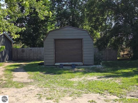 Tiny photo for 8937 Valley Road, Nw, Rapid City, MI 49646 (MLS # 1947711)