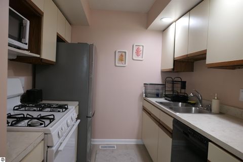 Tiny photo for 205 E Jolly Road #6, Lansing, MI 48910 (MLS # 1942561)