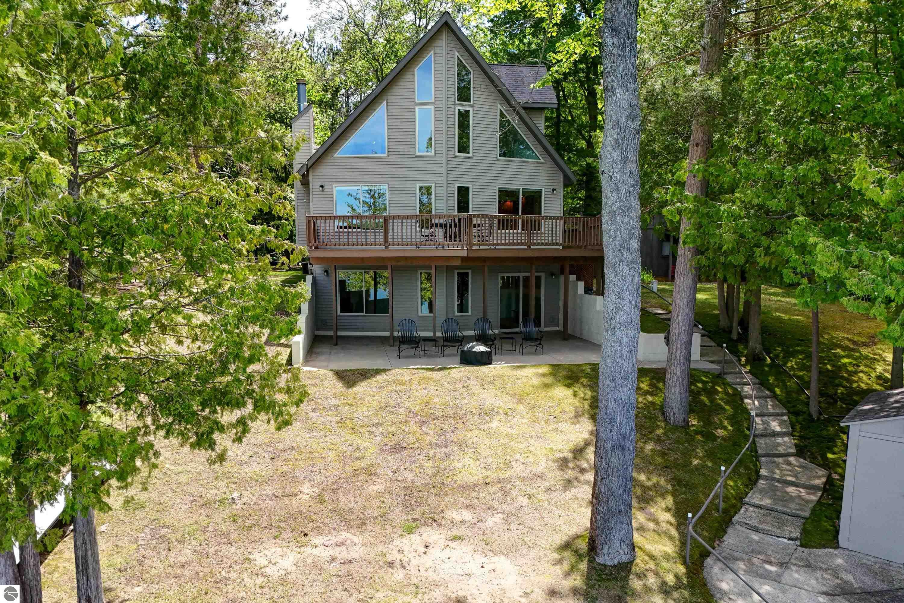 Photo 1 of 91 — 6777 Blue Lake Road, Ne, Kalkaska, MI 49646