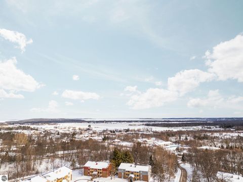 Tiny photo for 1154 Hemingway Lane, Traverse City, MI 49686 (MLS # 1942216)