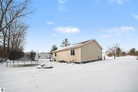 Tiny photo for 5165 Silverberry Drive, Mt Pleasant, MI 48858 (MLS # 1941838)