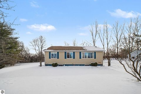 Tiny photo for 5165 Silverberry Drive, Mt Pleasant, MI 48858 (MLS # 1941838)