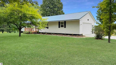 Tiny photo for 145 S 35 Road, Cadillac, MI 49601 (MLS # 1950029)