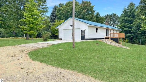 Tiny photo for 145 S 35 Road, Cadillac, MI 49601 (MLS # 1950029)