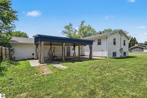 Tiny photo for 8197 S Federal Road, Shepherd, MI 48883 (MLS # 1947850)