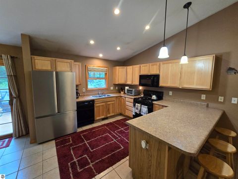 Tiny photo for 9966 Skytrails Circle, Mancelona, MI 49659 (MLS # 1943208)