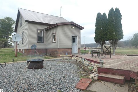 Tiny photo for 548 E Van Buren Road, Alma, MI 48801 (MLS # 1943405)