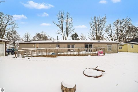 Tiny photo for 147 E Elm Street, Elsie, MI 48831 (MLS # 1942114)