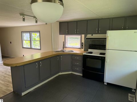 Tiny photo for 8923 SE Torch Lake Drive, Alden, MI 49612 (MLS # 1942468)